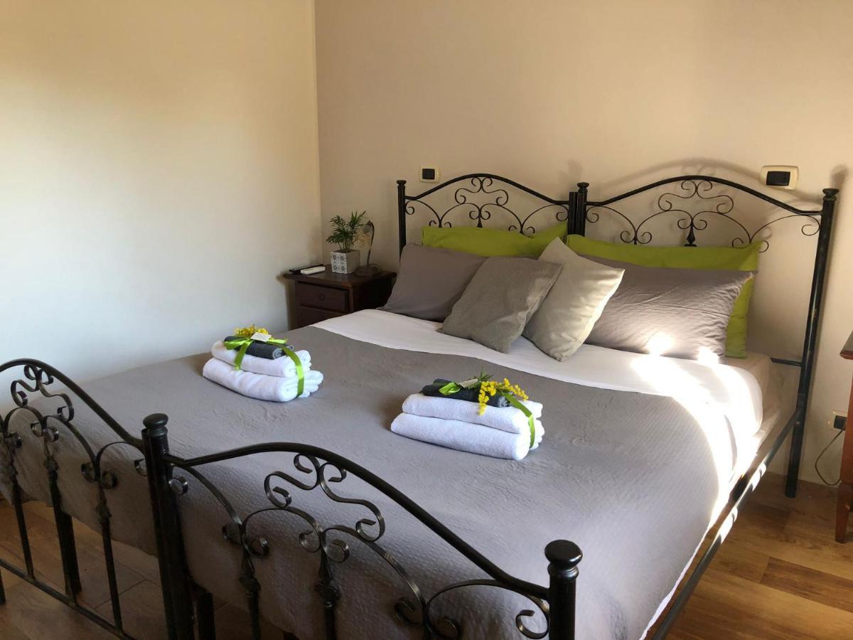 B&B Mandorla Amara Джоя-дель-Колле Экстерьер фото