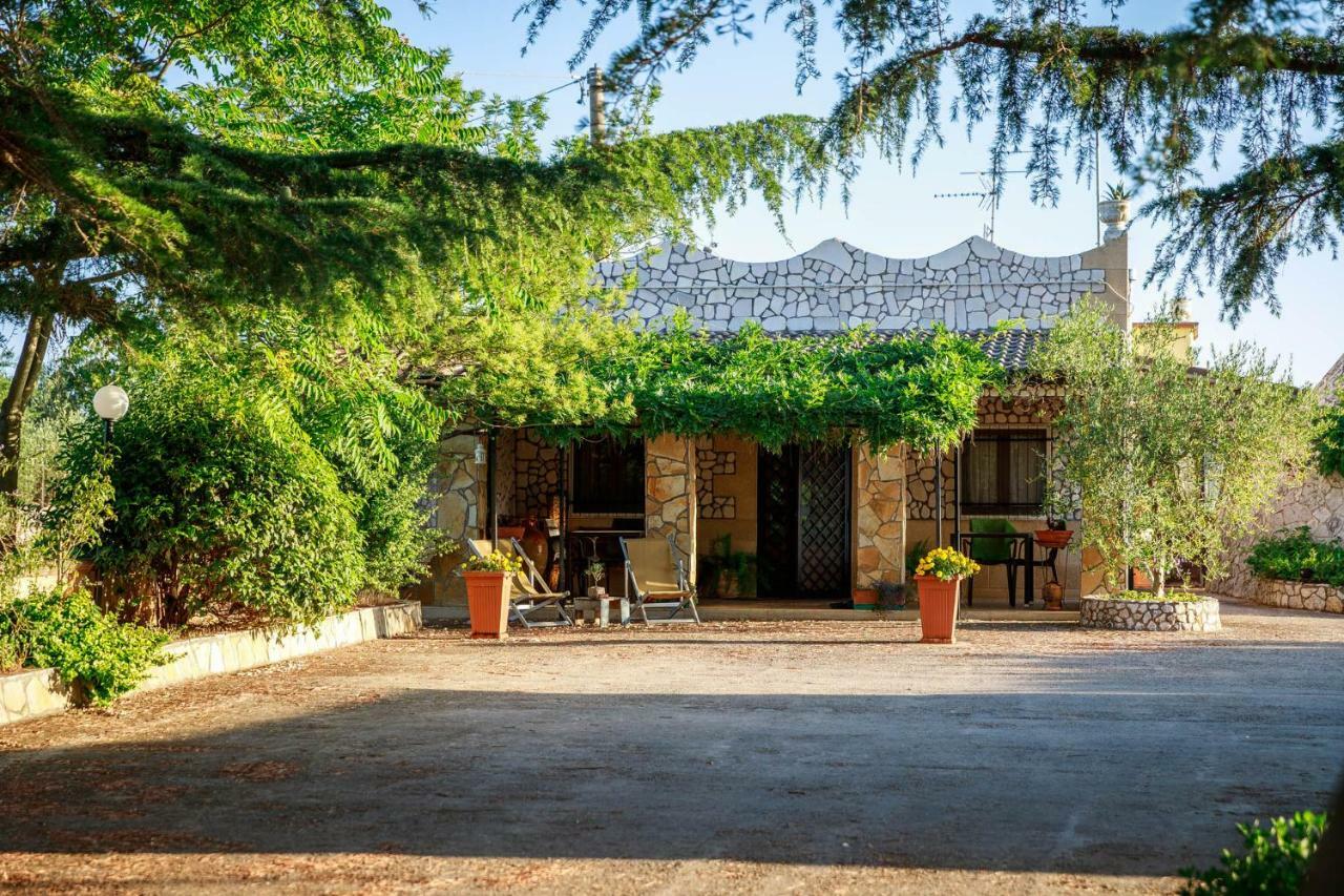 B&B Mandorla Amara Джоя-дель-Колле Экстерьер фото